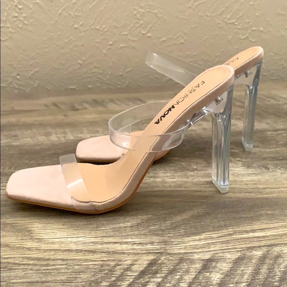 Heels - Picture 3 of 3